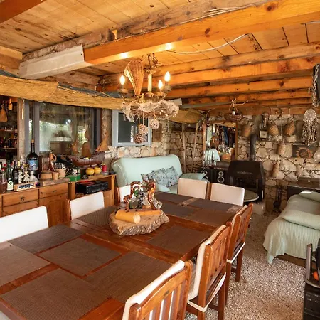 Komarna Komarna Iii * コマルナ