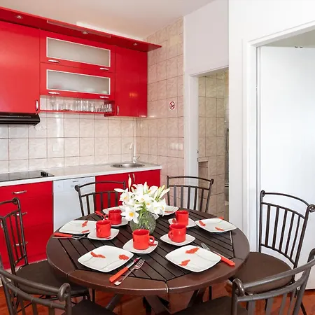 Komarna Komarna Iii *