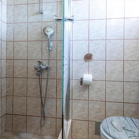 Apartment In Komarna With Wifi Klek