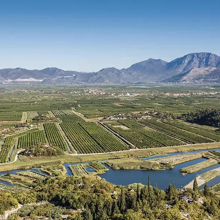 Komarna Komarna Iii アパート *