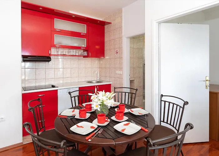 Komarna Komarna Iii *