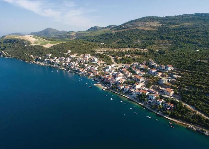 Komarna Komarna Iii Apartamento *