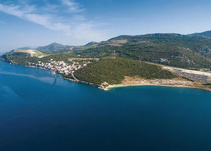 Komarna Komarna Iii Apartamento Komarna