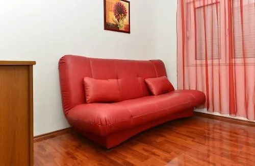 Komarna Komarna Iii *